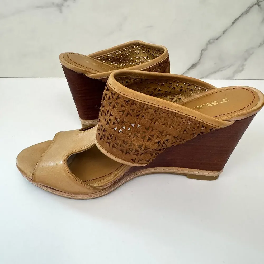 Trask Womens Payton Perforated Wedge Sandals Size 6.5 Leather Boho Minimal Tan